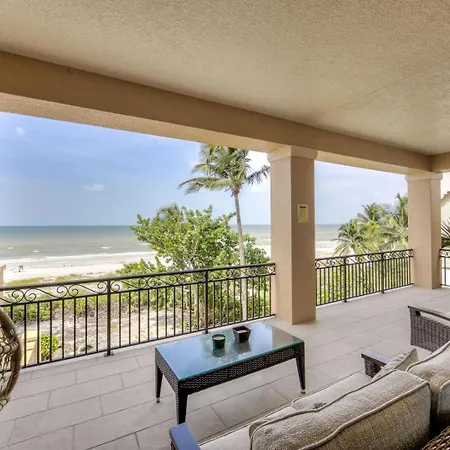 Big Kahuna Oasis: 10Br, Pools & Beach Access